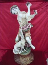 Très Belle Grande Figurine