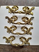 4 poingnées de meuble ancien