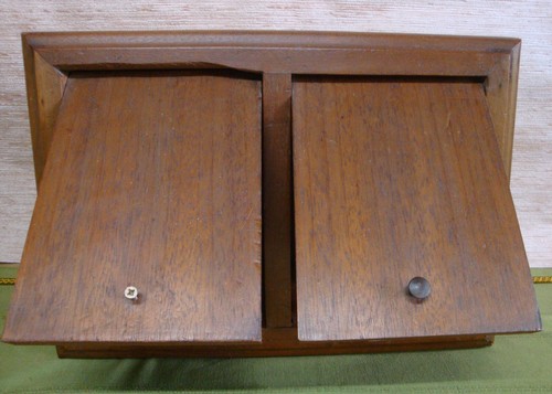 Rare ancien coffre - et, en