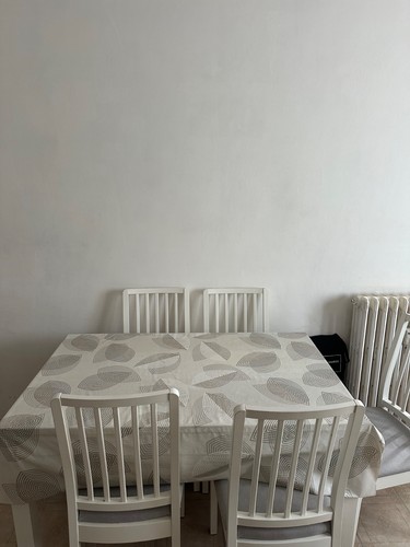 Table salle manger - à,