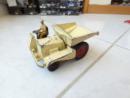 Dumper buir hill - buir, dinky