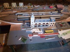 Réseau complet train éléctique Ho surtout jouef