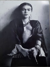 frida kahlo - pistolet -
