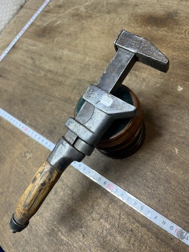 Outil ancien militaire clé a - outil, militaire,