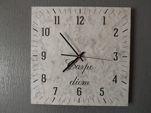 Grande horloge murale 40x40 - grande,