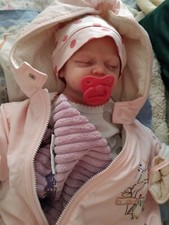 bébé reborn  silicone corps