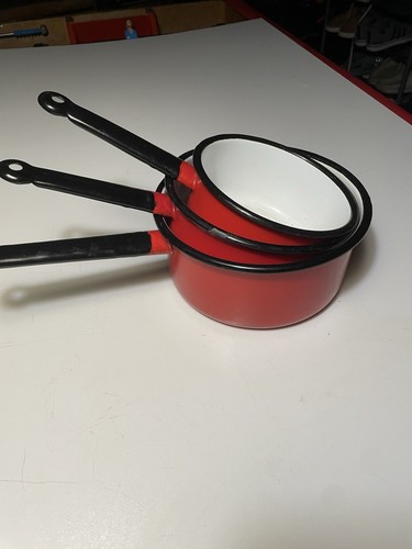 Casseroles émaillée rouge - casseroles,