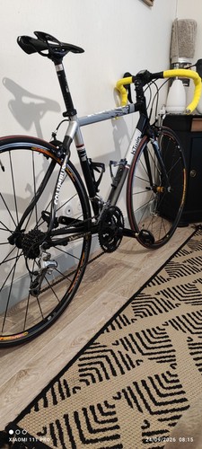 Vélo route performant - route,