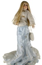 Poupée d'artiste poupée