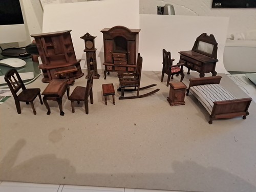 Ancien meuble miniature - ancien,
