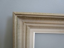 Cadre en bois  Mouluré Ancien