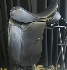 ** COUNTY SADDLERY COMPETITOR