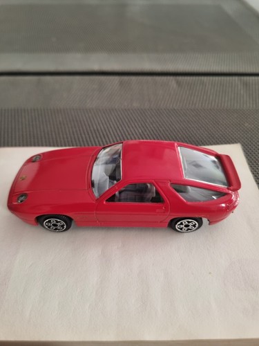 Porsche 928 burago 1 43 - 928, b