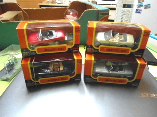 Diecast lot 4 mercedes - lot,