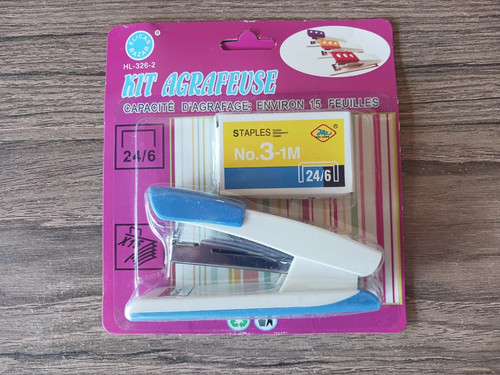Petite agrafeuse bureau - petite,