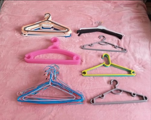 Lot cintres variés - lot,