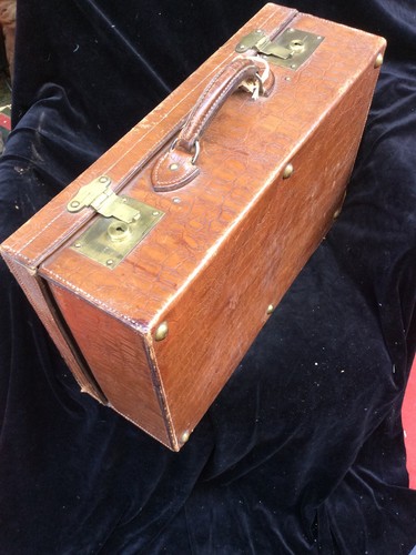 Ancienne valise cuir - ancienne, en