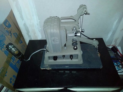 Ancien projecteur nizo - ancien,