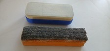 Brosse à craie ancienne et brosse tableau blanc