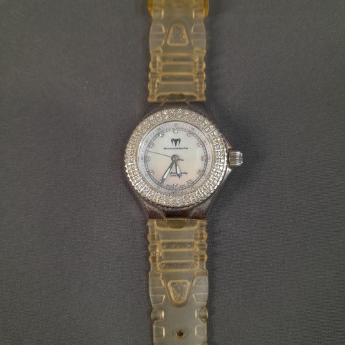 403 montre de poignet - r-403.,