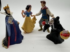 Lot 4 Figurines Disney