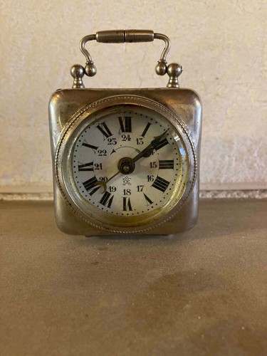 Pendulette officier type - d'officier,