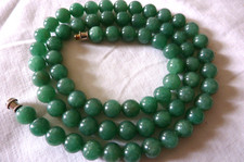 Joli collier en jade/jadeïte