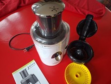 Extracteur de jus Magimix