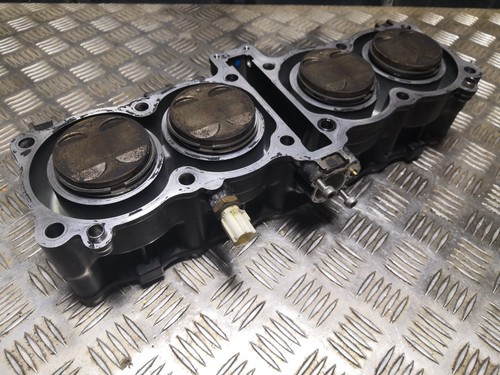 Cylindre pistons origine - pistons,