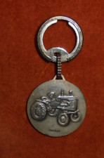 DRAGO Credit Agricole MEUSE OLD TRACTOR CASE MASSEY FERGUSSON keychain