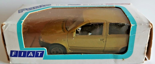 Die cast burago - fiat, punto
