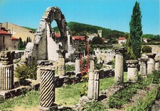 84 VAISON LA ROMAINE MAISON DU BUSTE EN SILVER AND DOOR DE B