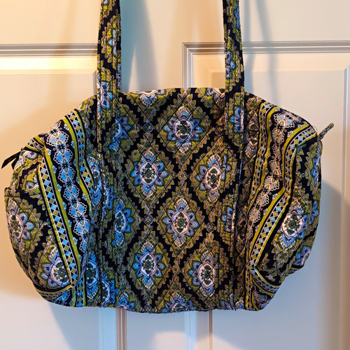 Vera bradley floral zip - bradley,