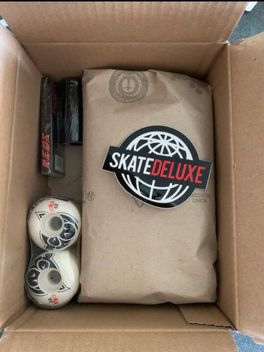 Lot skate neuf trucks - neuf,