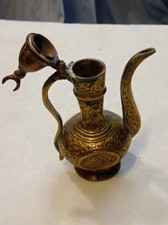 Petite verseuse orientale en