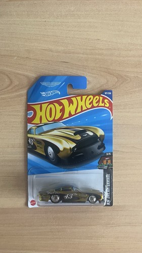 Hot wheels aston martin db4gt - wheels,