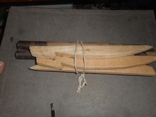 LOT DE PIQUET DE TENTE ET