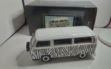 SCHUCO 1/18 COMBI VOLKSWAGEN VW T2a BUS SAFARI BON ETAT EN BOITE gé B10