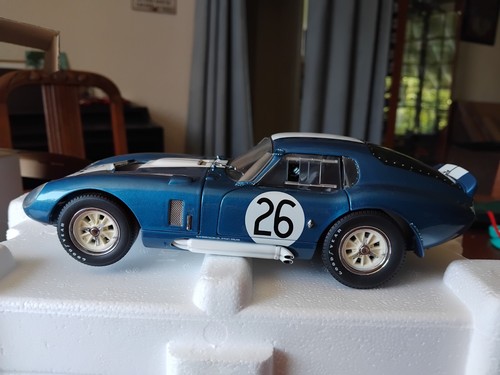 Exoto cobra daytona 1965 - daytona,