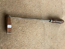 (n°38) OLD TOOL / outil