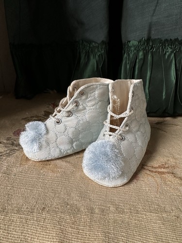 Chaussures bébé matelassés - chaussures,