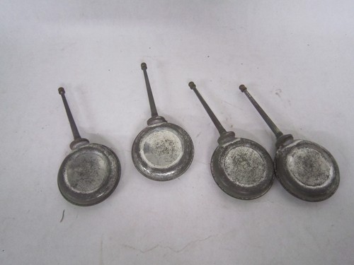 Lot burettes d huile de - ,