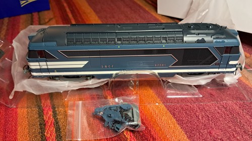 Ree 151 locomotive diesel - mb,