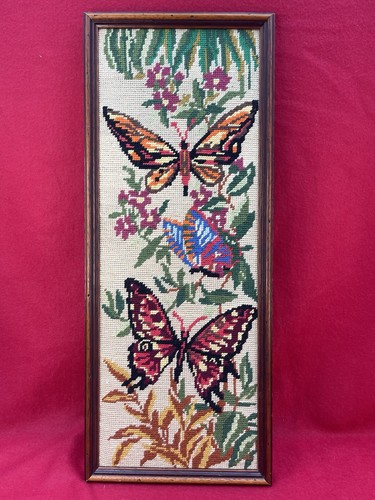 Canevas brodé papillons - brodé,