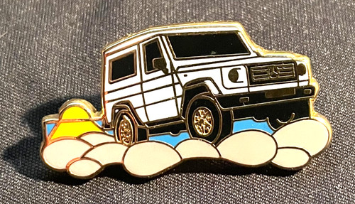 Pin mercedes - pin, blanc