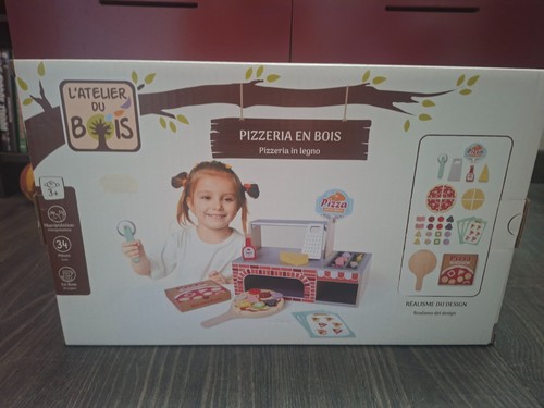 Four pizza bois - à,