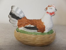 FIN XIX° PETITE TERRINE BISCUIT POULE COUVANT PORCELAINE DE PARIS OU ANGLETERRE