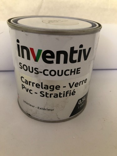Pot peinture sous couche - de,