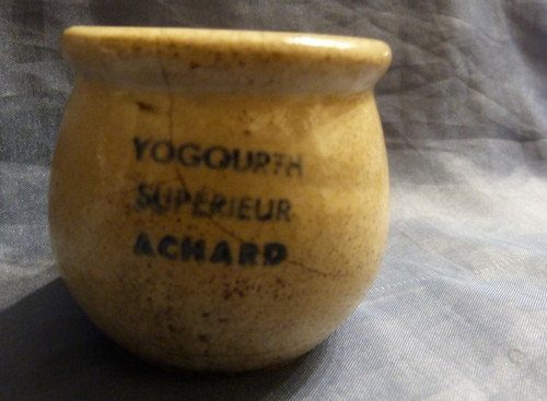 Ancien pot yaourt - de,