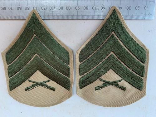 Paire chevrons corps - de,